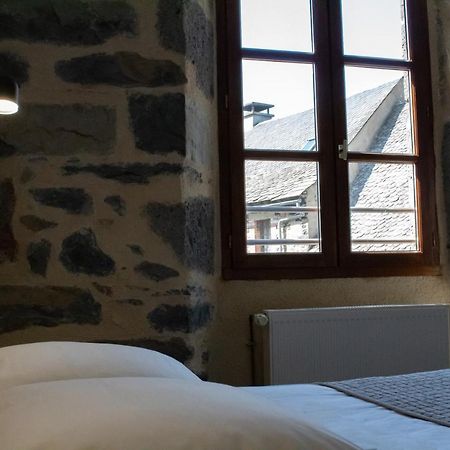 Hotel Restaurant Le Bardiere Laguiole Buitenkant foto