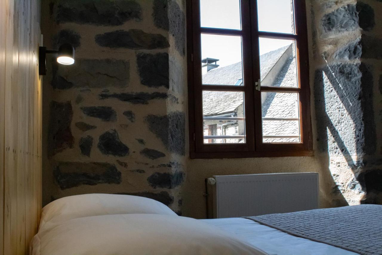 Hotel Restaurant Le Bardiere Laguiole Buitenkant foto